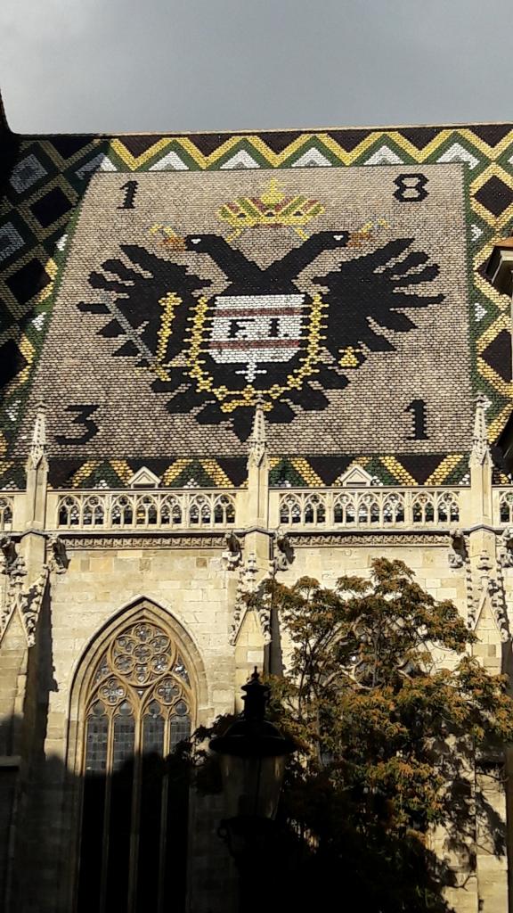  Cathédrale Saint Etienne L'emblème de l'Empire d'Autriche Hongrie