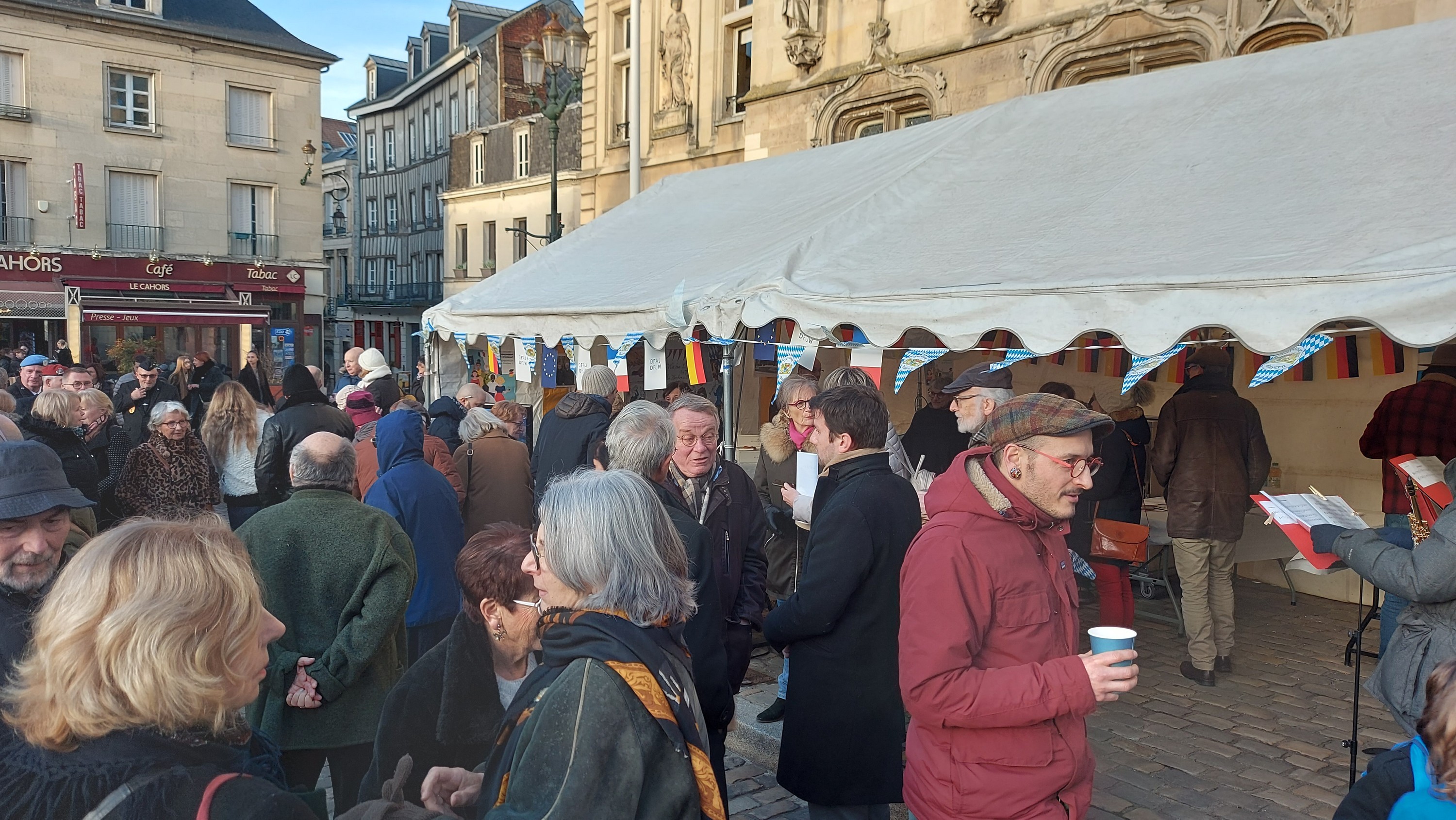 Affluence devant le stand