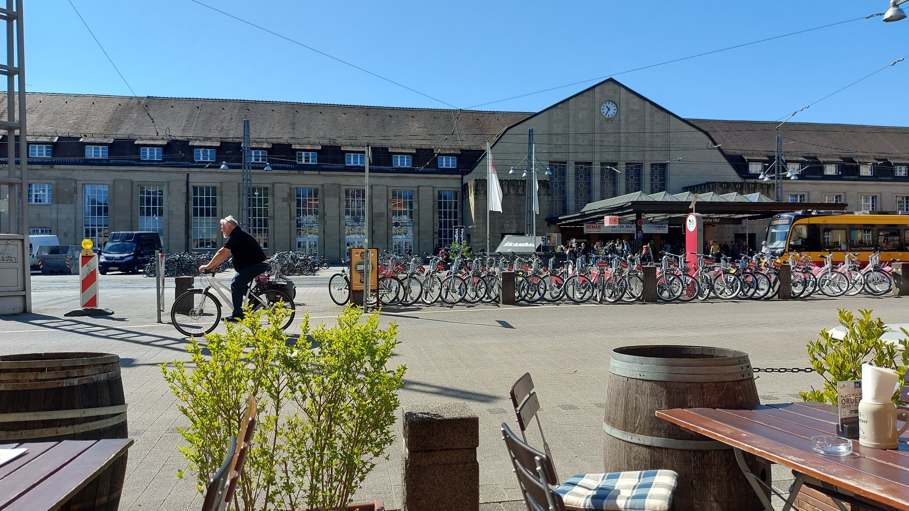 La gare de Karlsruhe