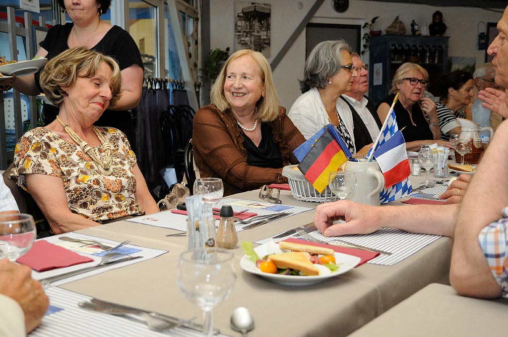 Soirée d'été au Relais du port à Jaux