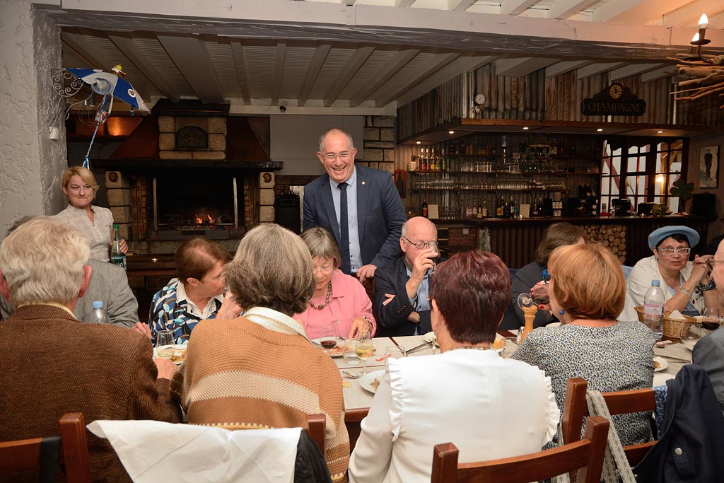 Soirée d'été au restaurant La ferme du Carandeau