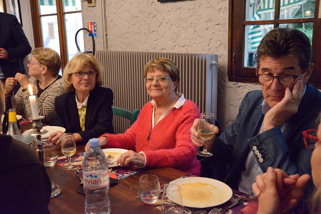 Soirée d'été au restaurant La ferme du Carandeau