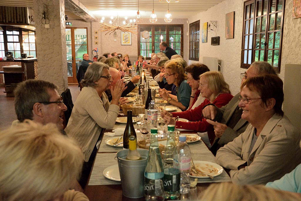 Soirée d'été au restaurant La ferme du Carandeau