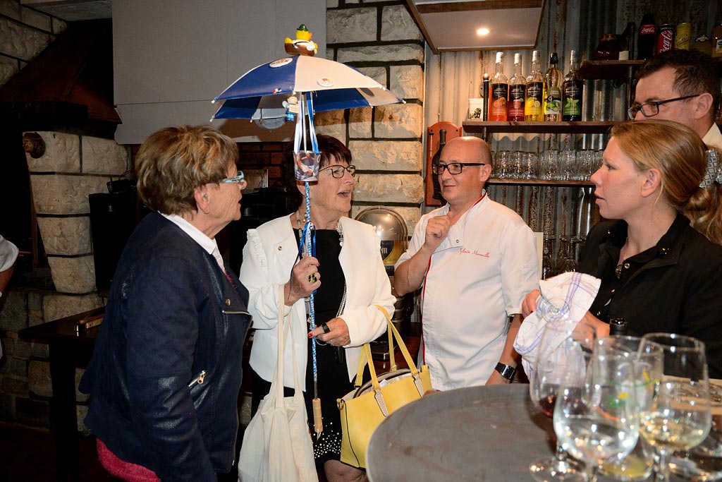 Soirée d'été au restaurant La ferme du Carandeau