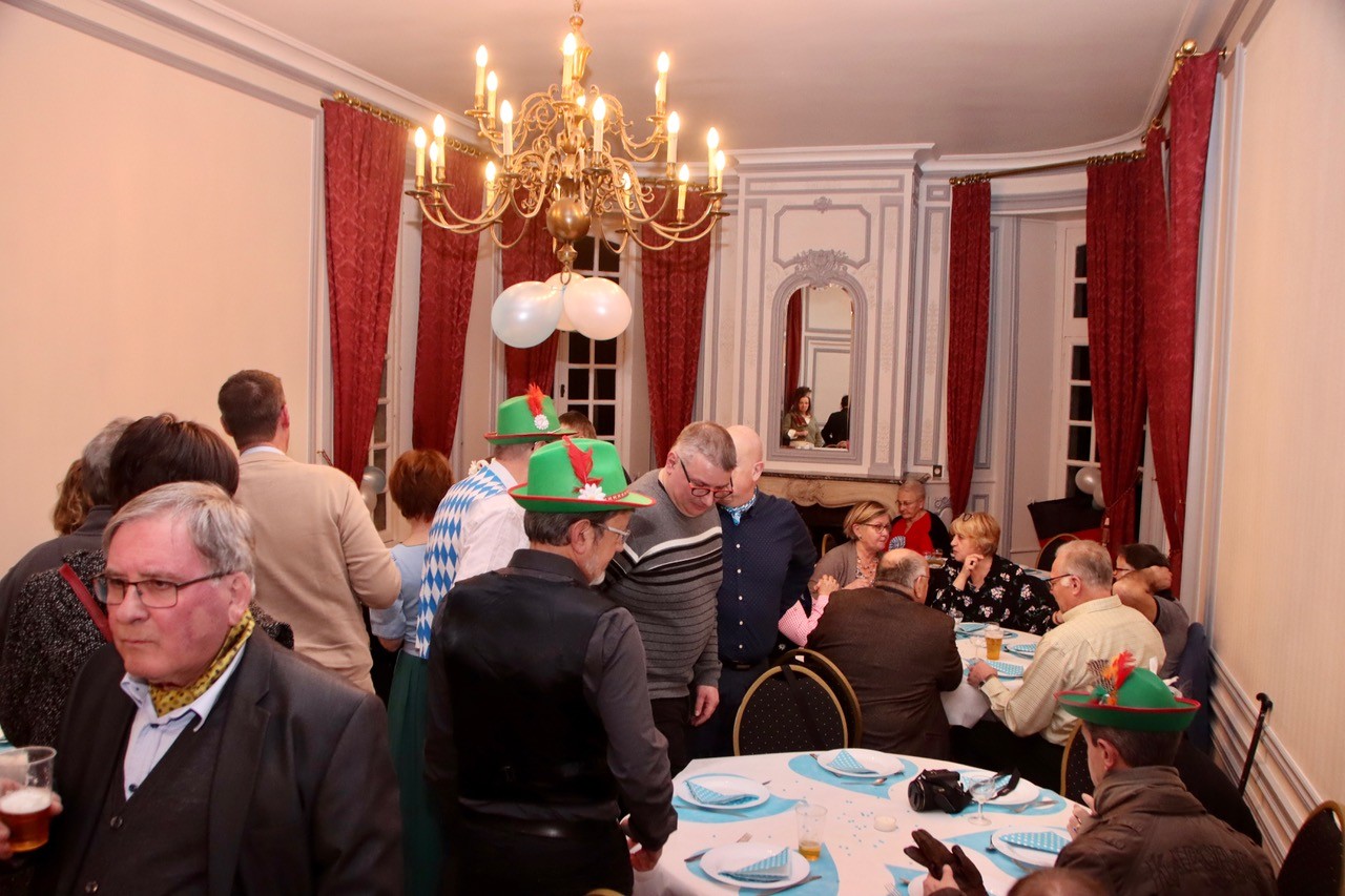 Grande Fête Bavaroise avec choucroute, bière, musique traditionnelle (et autres).