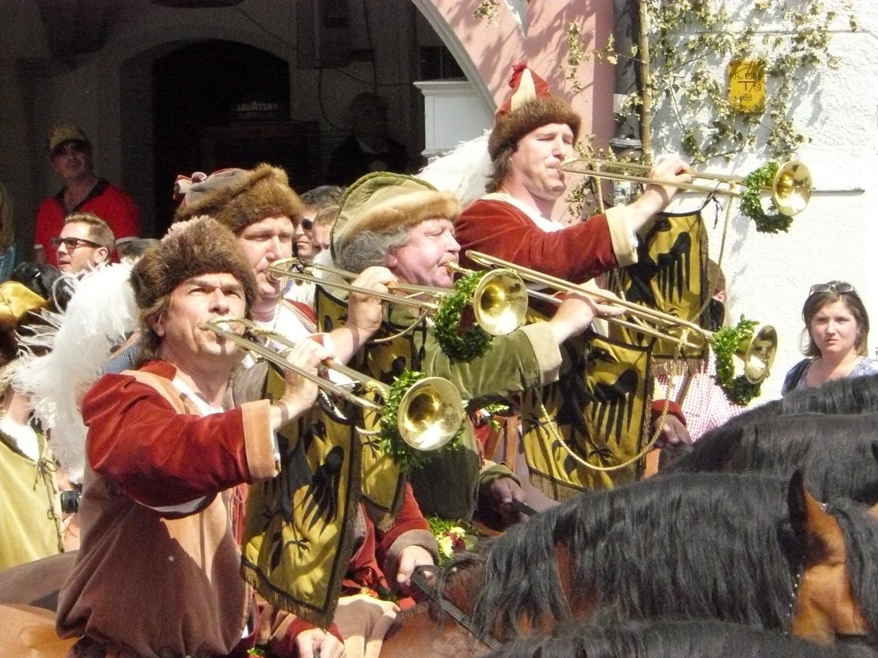 Hochzeitszug