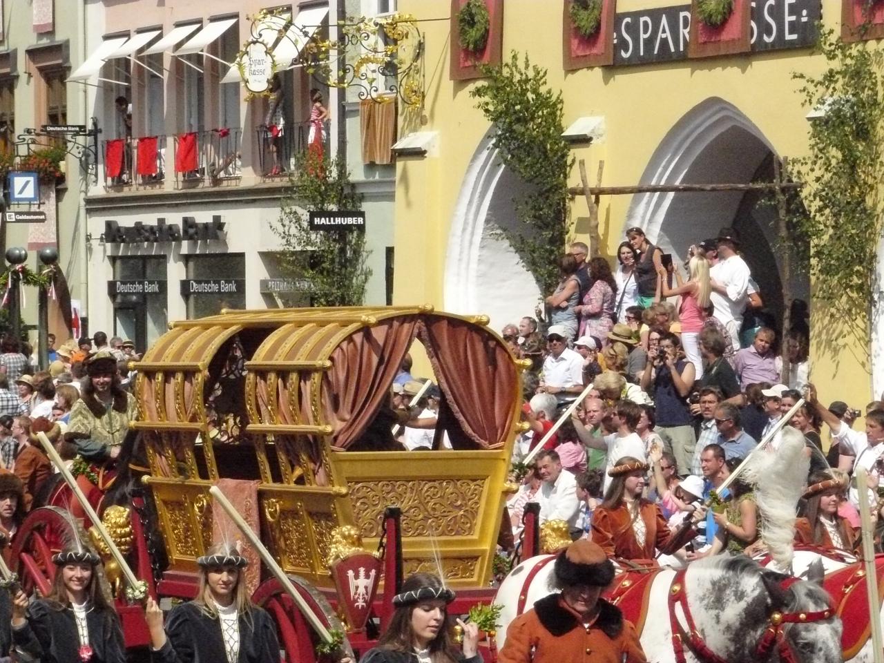 Hochzeitszug