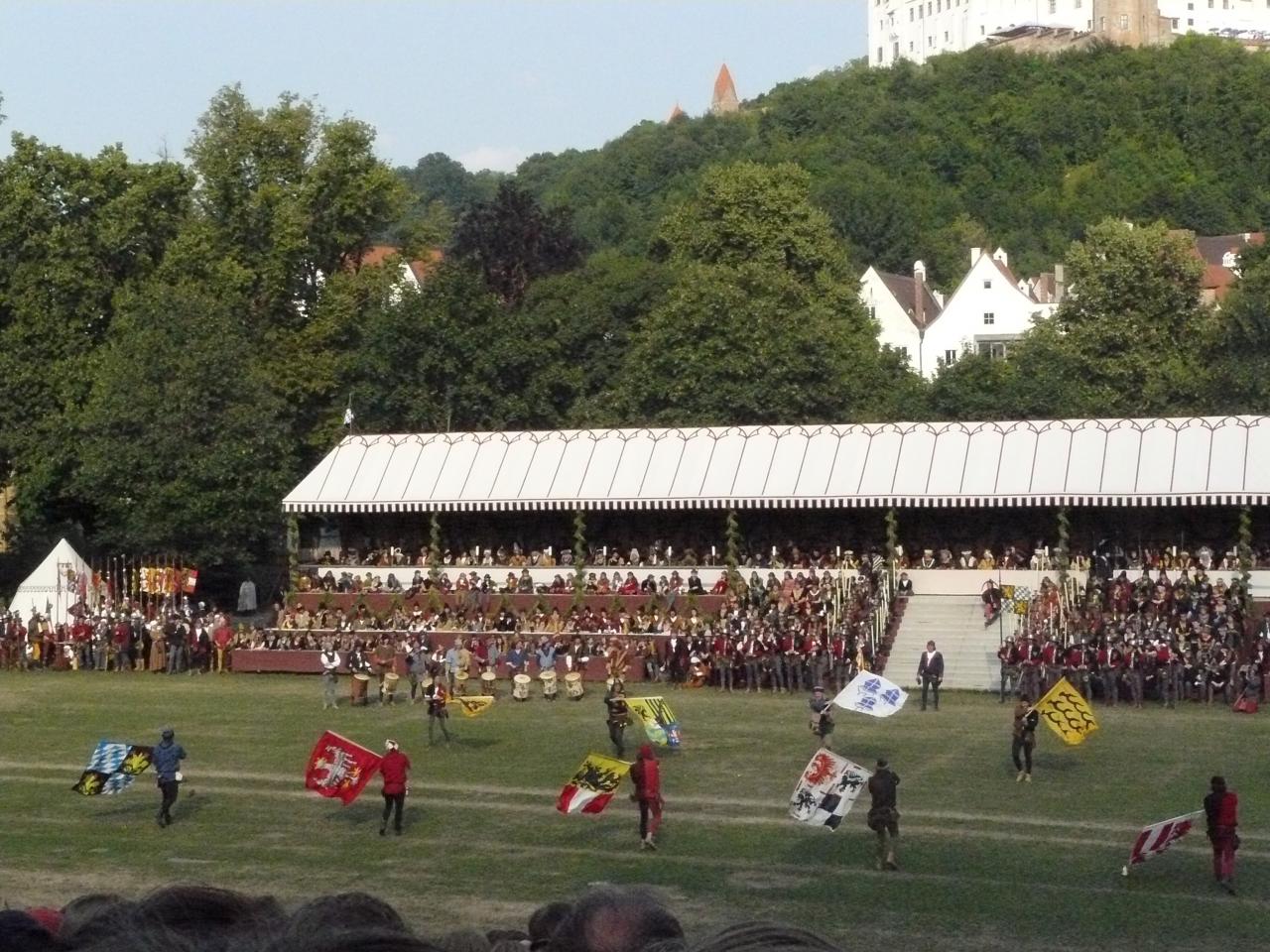 Les lanceurs de drapeaux