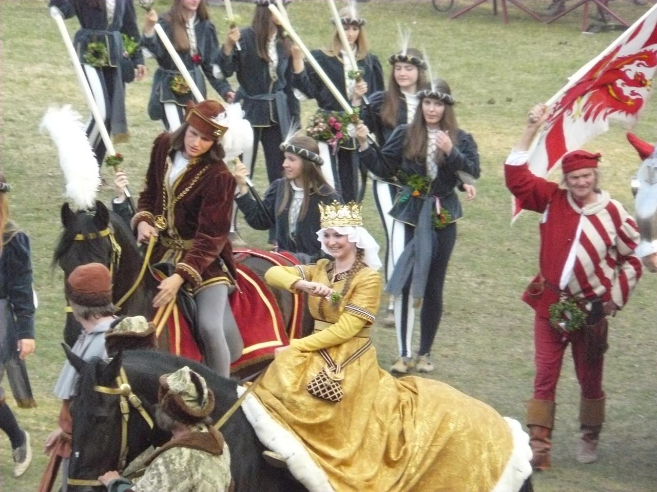 Reiter- und Ritterspiele