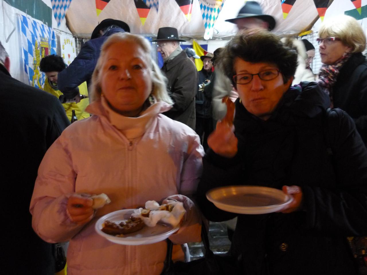 Fête de l'amitié franco-allemande devant l'hotel de ville à Compiègne