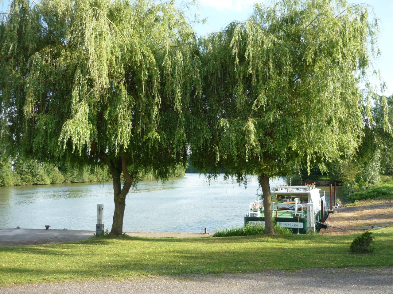 L'Oise est habitée par les Isariens et l'Isar coule à Landshut