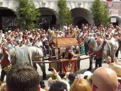 Ludwig der Reiche, Bräutigamvater und Ausrichter der Hochzeit