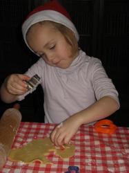 Fabrication de sablés de Noël